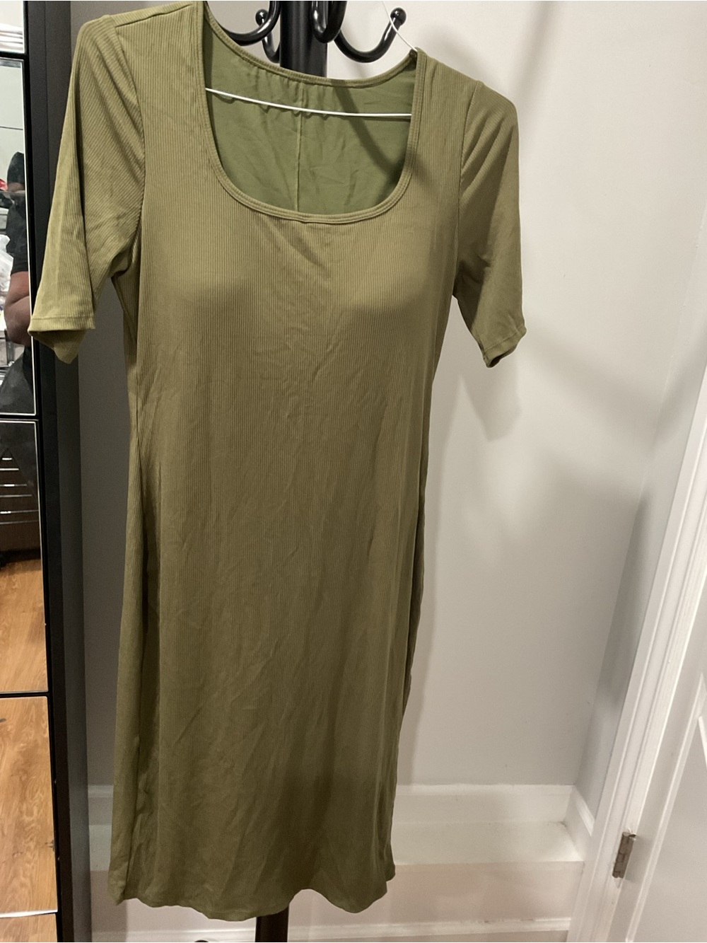 Women’s Scoop Neck Olive Green Knit Dress Top
